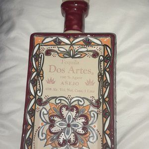 Dos Artes Ceramic Bottle